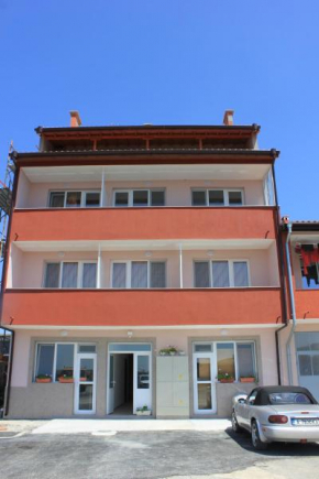 Гостиница Guest House Kolev 2  Несебыр
